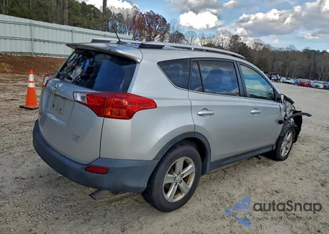 2014 Toyota Rav4 Xle from USA, damaged, VIN JTMRFREV0EJ012147